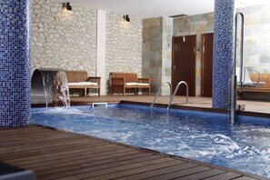 Innenpool, Außenpool