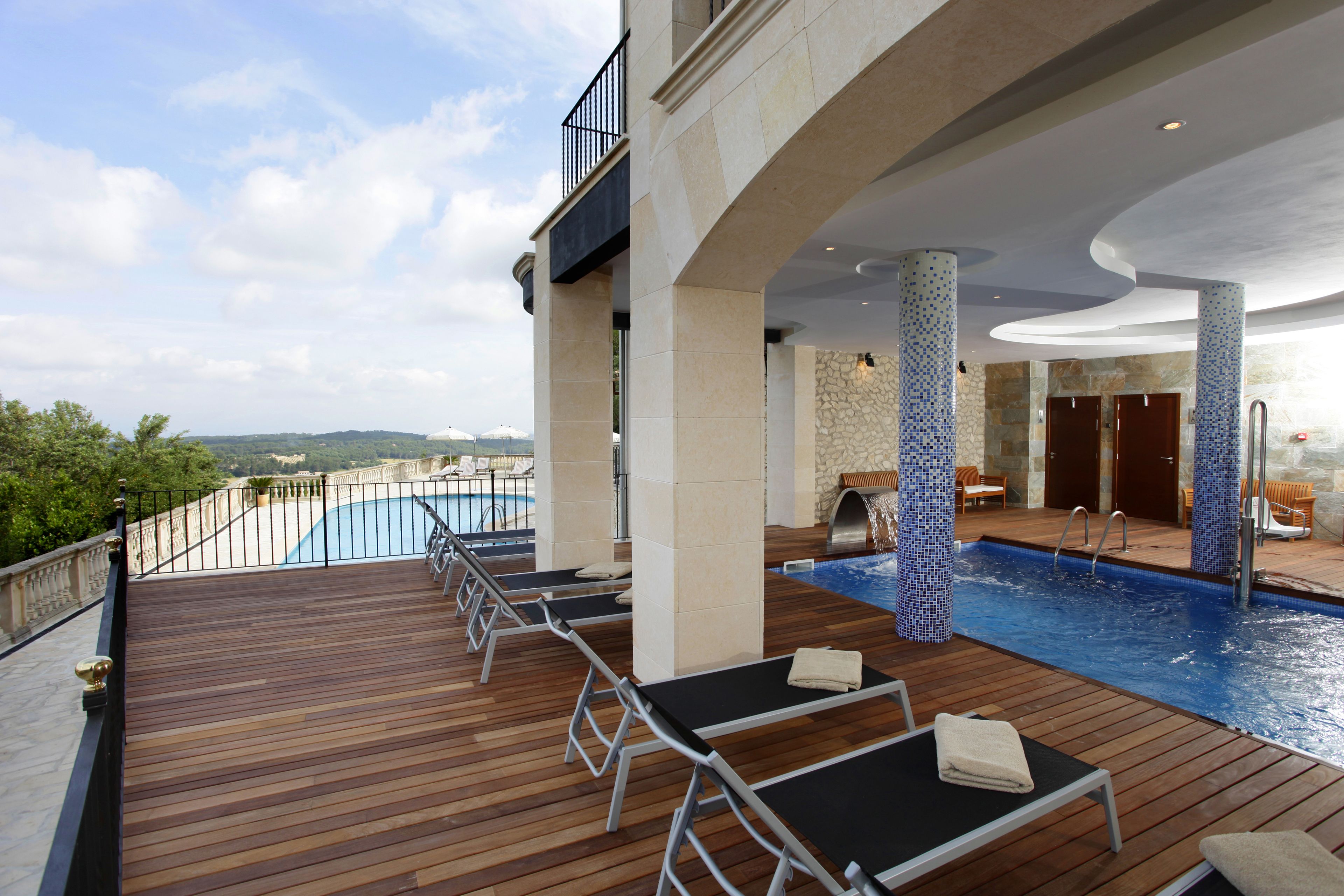 indoor pool, outdoor pool