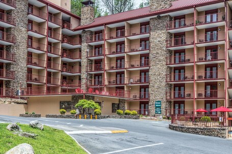 Quality Inn Suites - Image 7