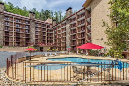 Quality Inn Suites - Image 1