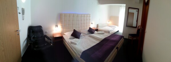 Individually furnished, desk, iron/ironing board, free WiFi