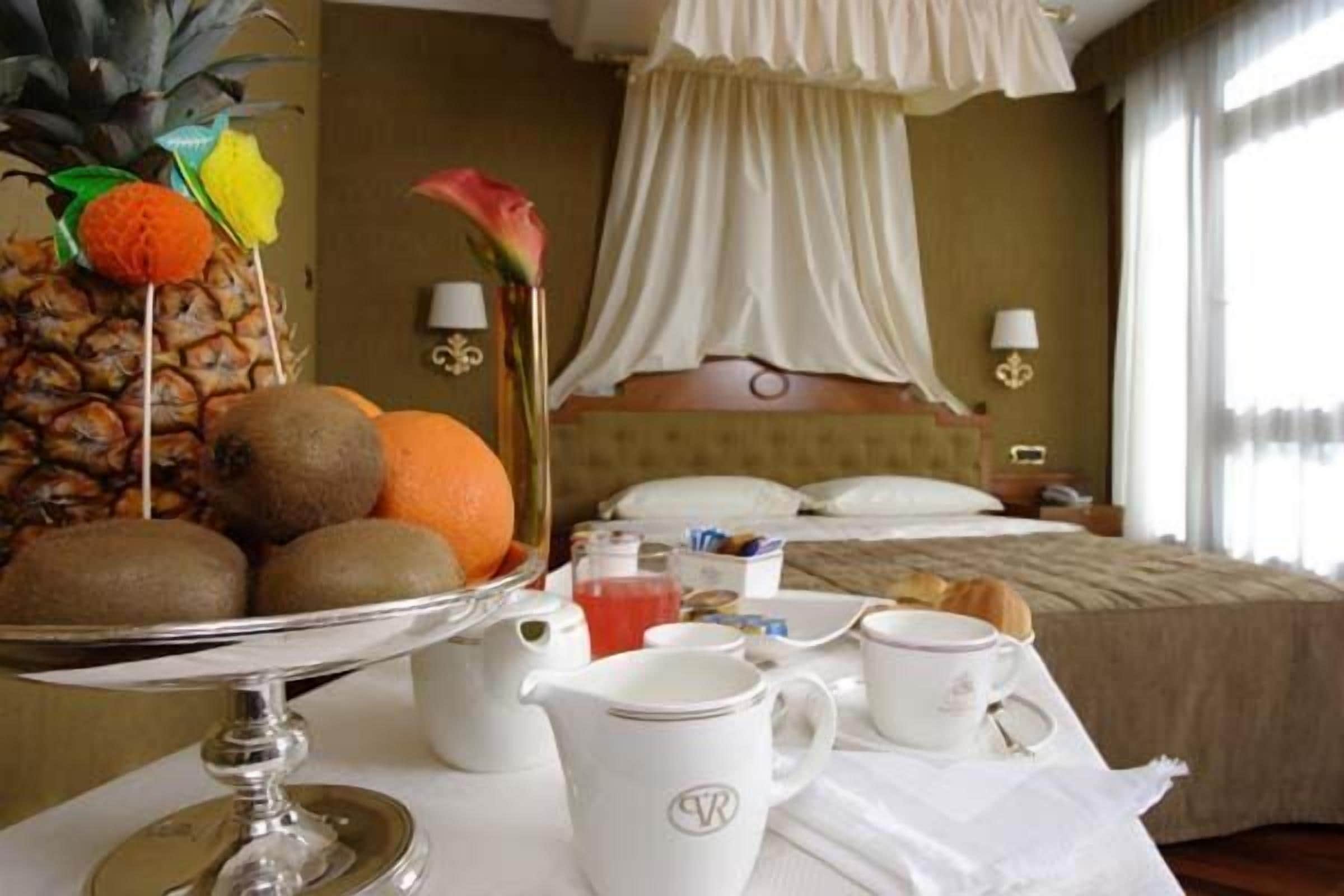 Deluxe Double or Twin Room | Select Comfort beds, minibar, in-room safe, desk