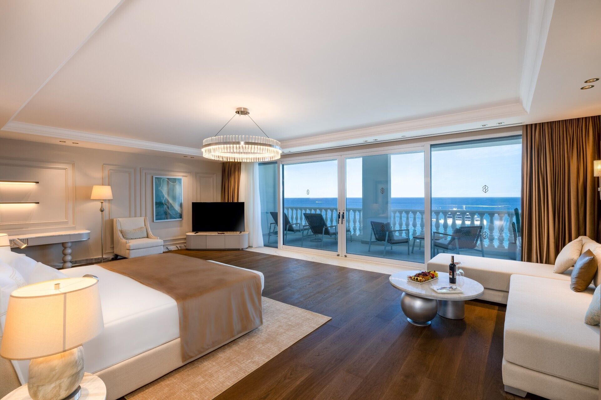 Luxury Double Room, 1 Bedroom, Sea View | Premium bedding, minibar, in-room safe, laptop workspace