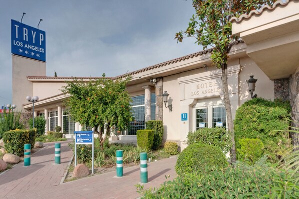 숙박 시설 정면