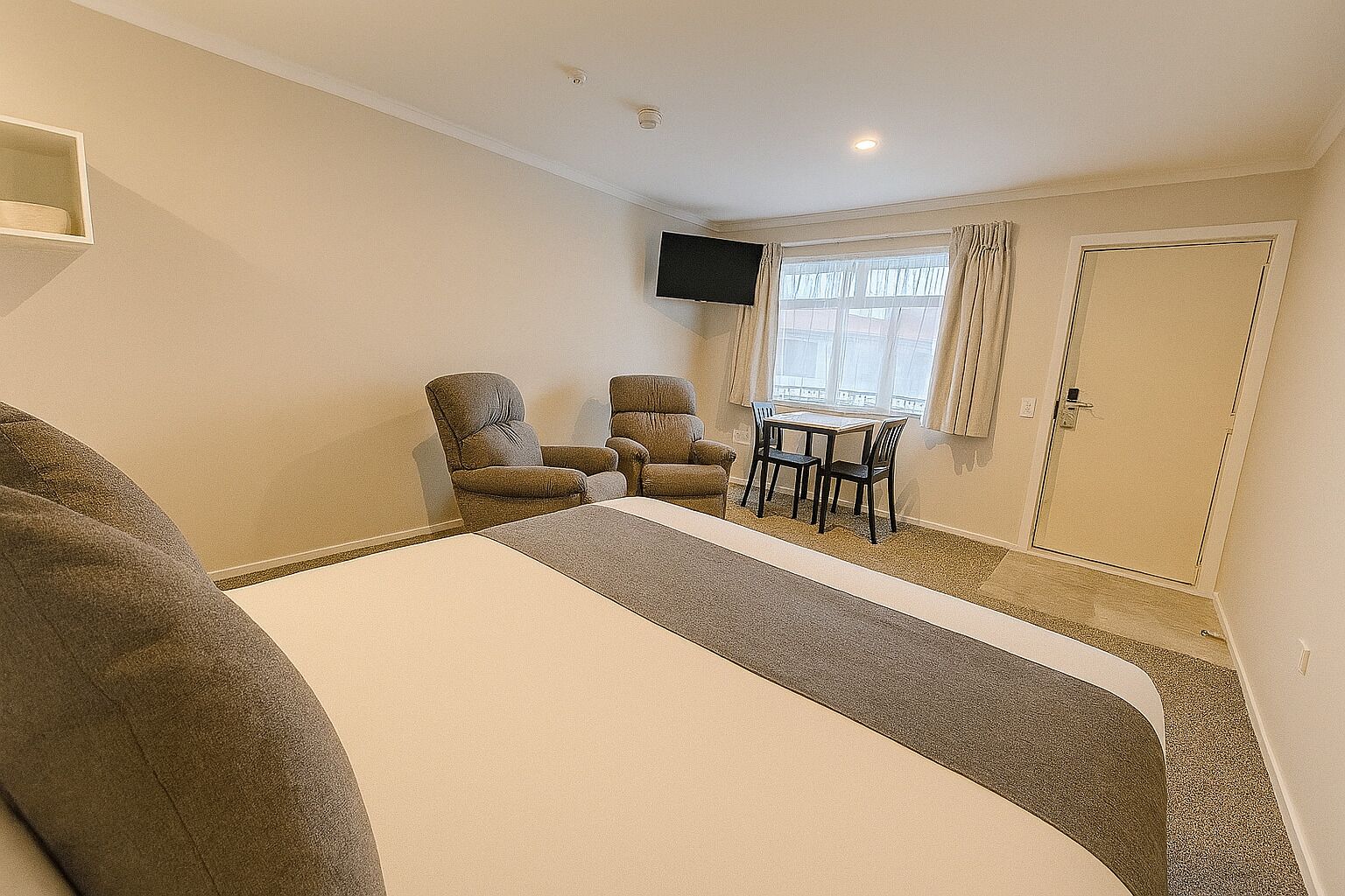 1 bedroom, desk, soundproofing, iron/ironing board