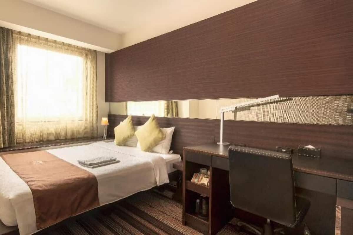 Ropa de cama de alta calidad y camas con pillow-top