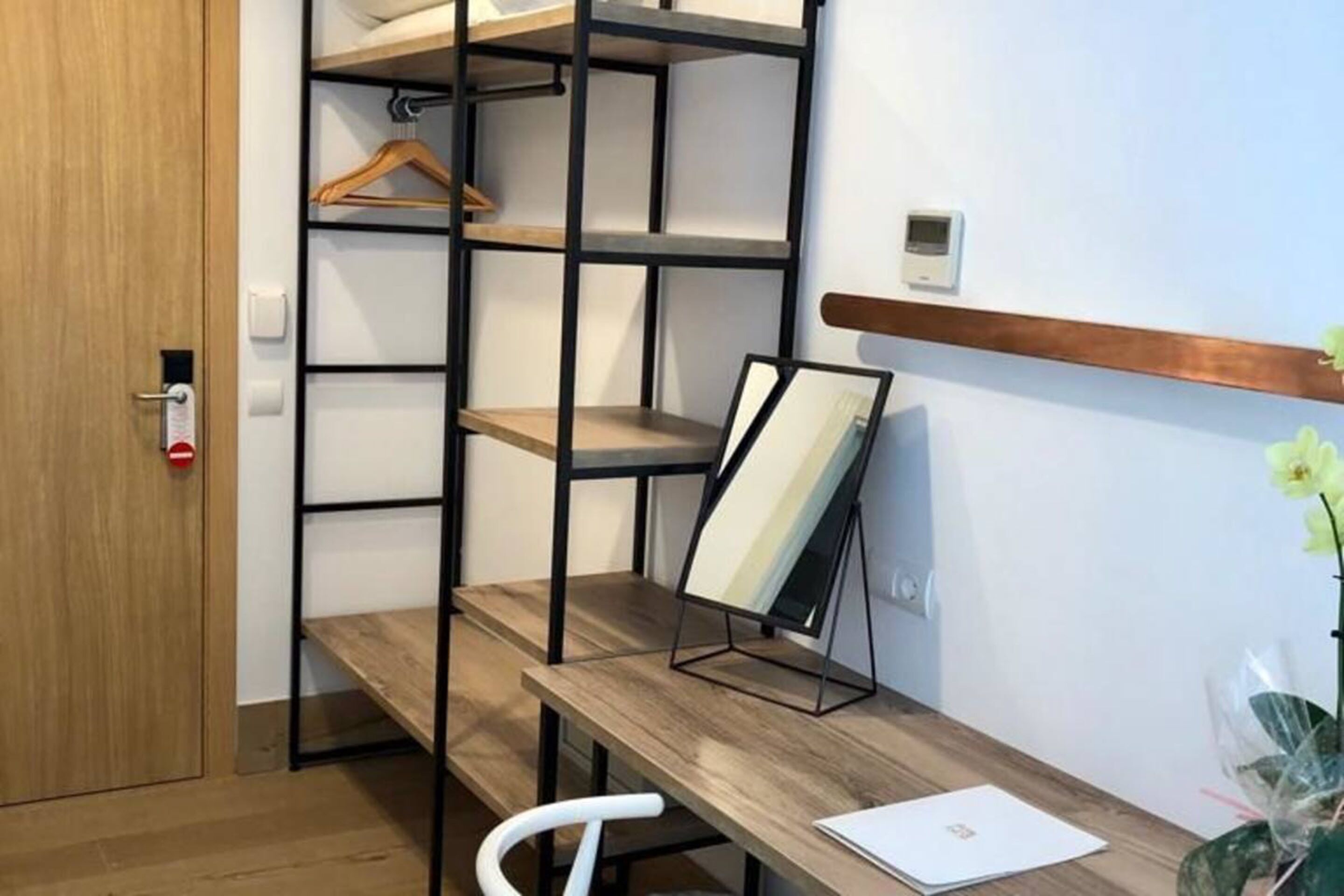 signature double room | in-room safe, desk, soundproofing, iron/ironing board