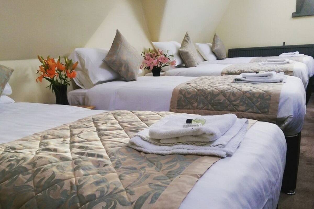 Quadruple Room, Shared Bathroom