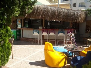 Bar (en la propiedad)