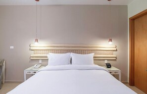 Minibar, in-room safe, iron/ironing board, free WiFi - Hotel Itapemar (Ilhabela)