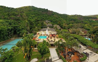 住宿正面 - 傍晚/夜晚