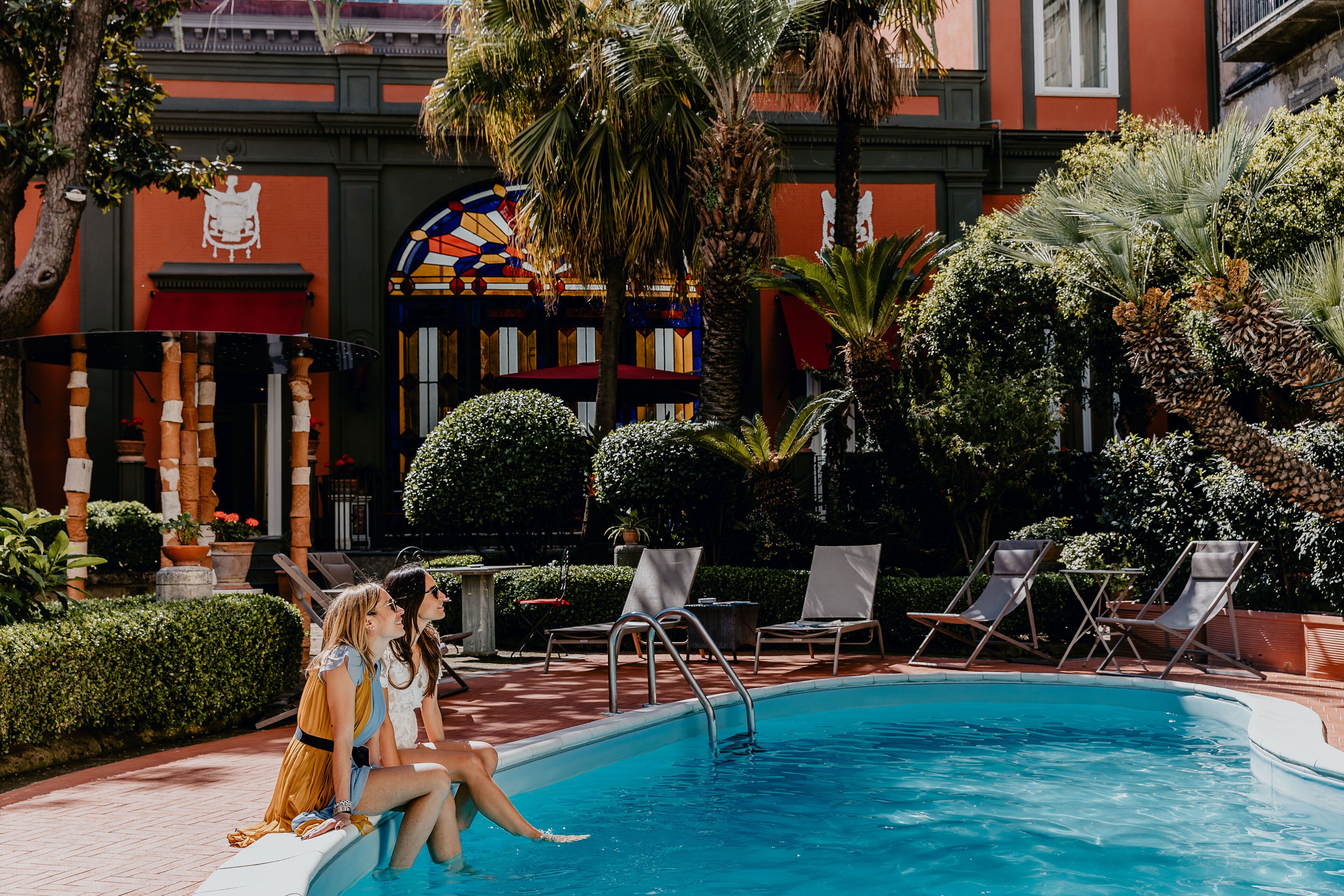 حمّام سباحة خارجي