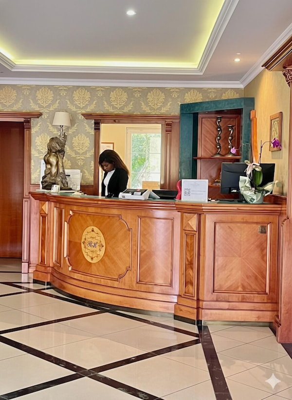 Regent Beach Hotel & Apartments - Messina