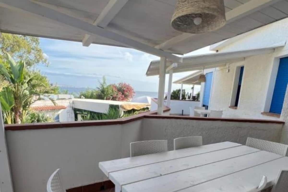 Seprai katun Mesir, seprai premium, minibar, dan brankas