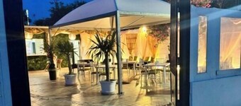 Regent Beach Hotel & Apartments