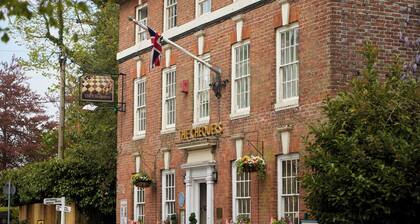 Chequers Inn by Greene King Inns