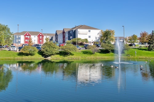 Candlewood Suites Kenosha – Pleasant Prairie by IHG