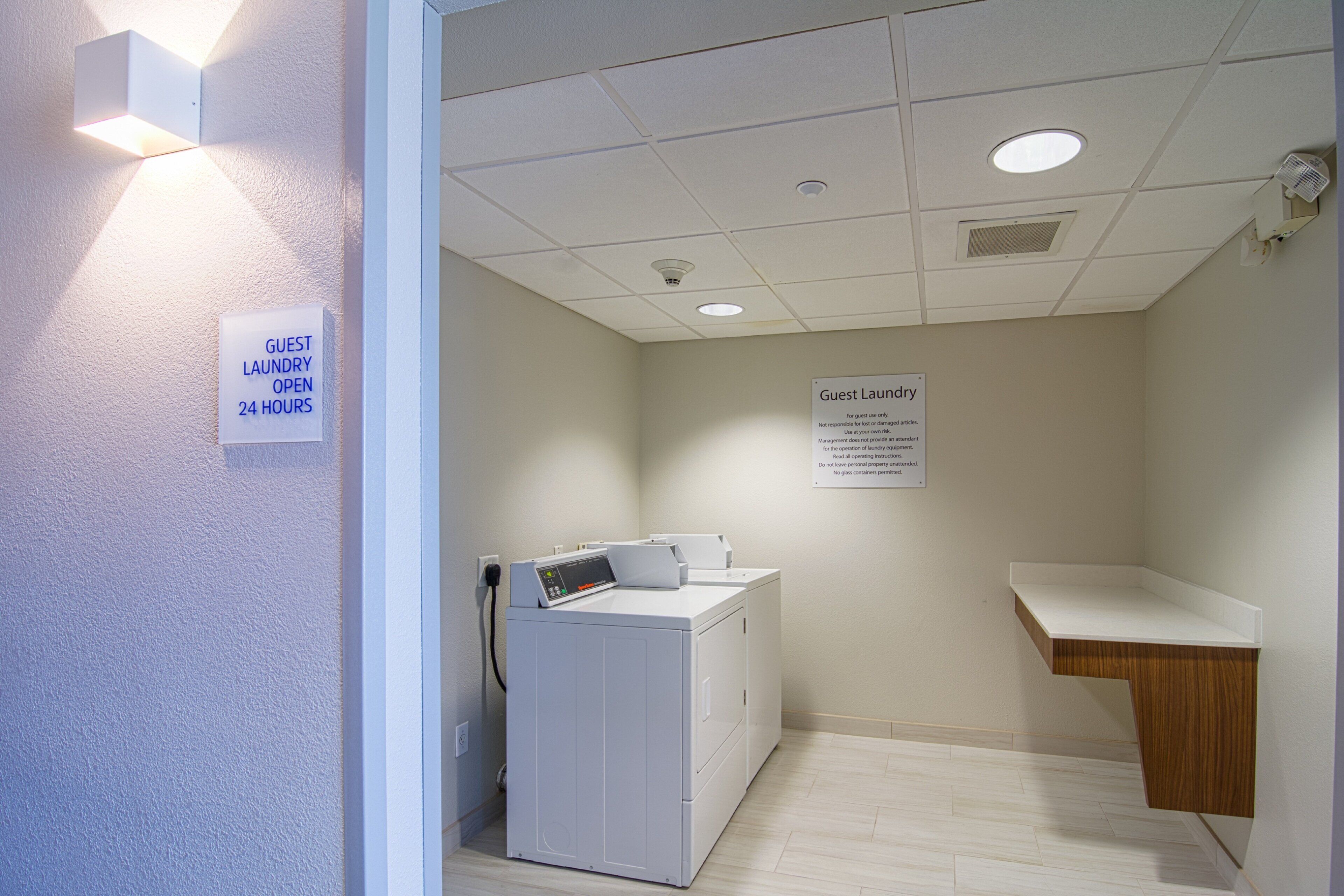 Foto - Holiday Inn Express Hotel & Suites Tampa-USF-Busch Gardens by IHG