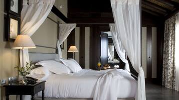 Literie de qualité supérieure, couette en duvet d'oie, minibar