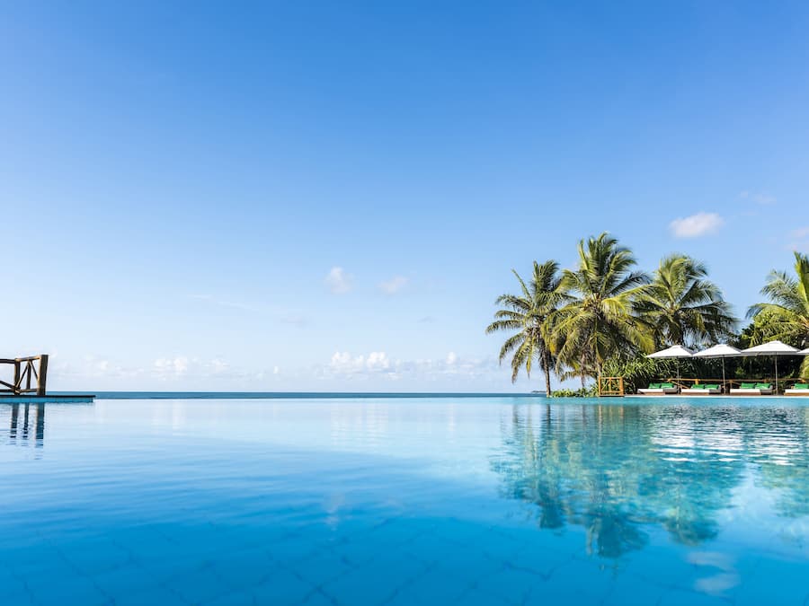 7 Außenpools, Liegestühle