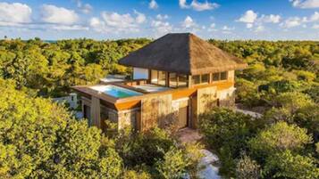 Pool Villas | Garden view