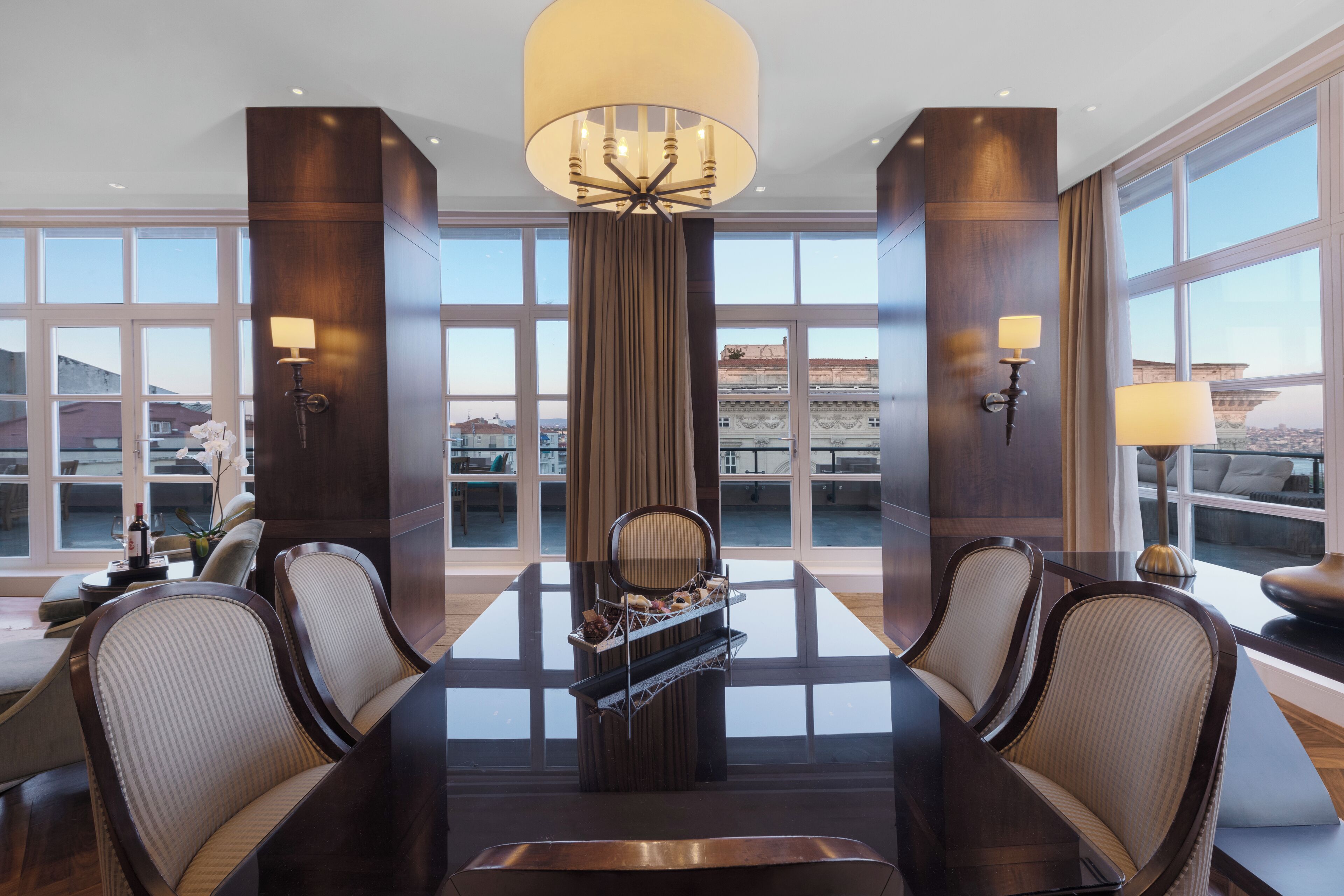 palazzo suite | in-room dining