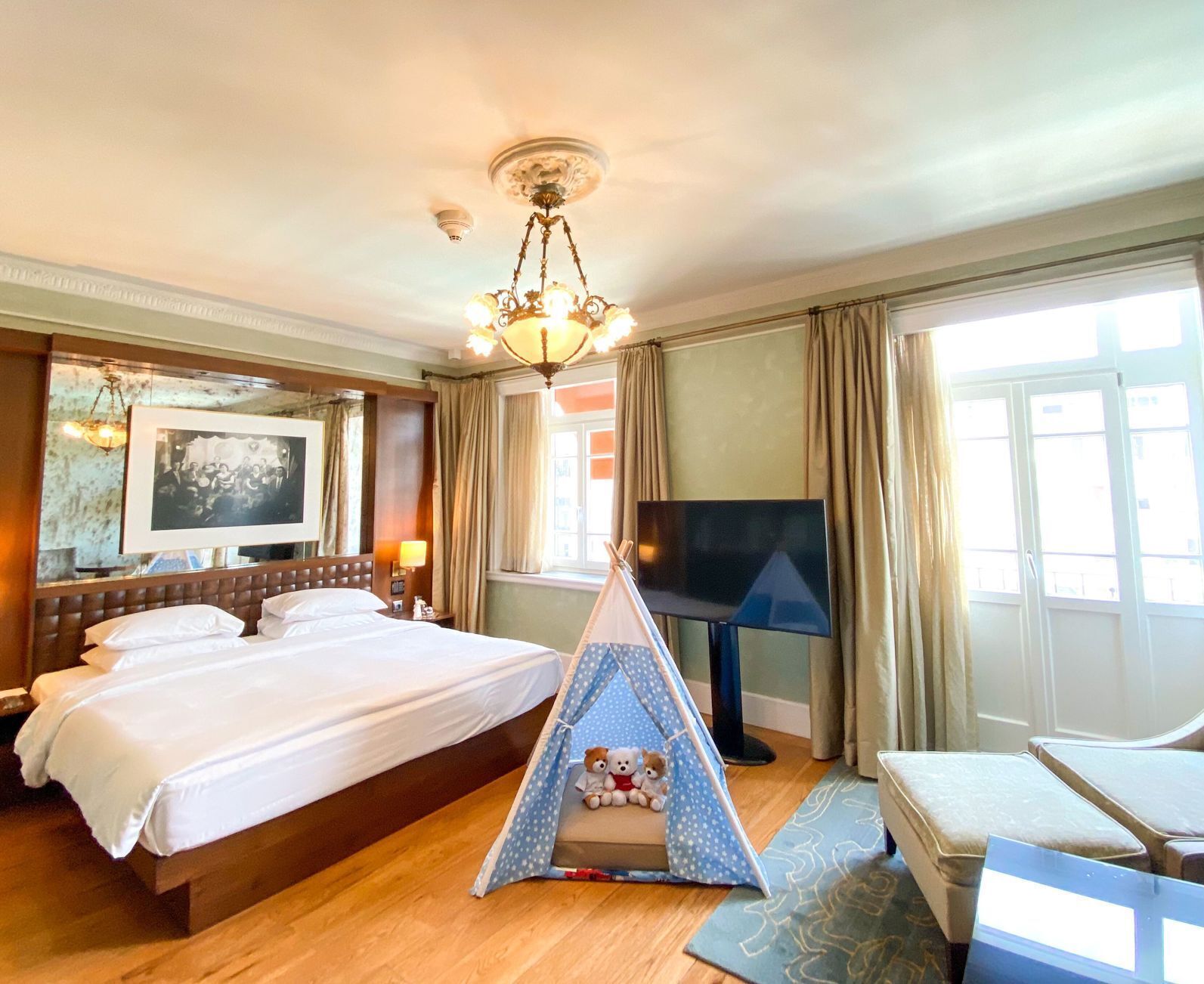 Literie de qualité, minibar, coffre-fort, bureau