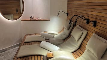 Couples treatment room(s), sauna, steam room, Turkish bath/hammam