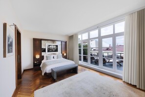 エグゼクティブ スイート (Park) | 高級寝具、ミニバー、セーフティボックス (室内)、デスク