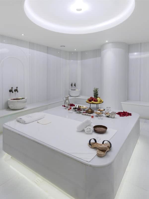 Couples treatment room(s), sauna, steam room, Turkish bath/hammam