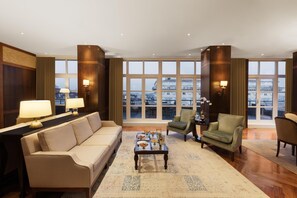 Premium bedding, minibar, in-room safe, desk - Park Hyatt Istanbul Macka Palas - Boutique Class (Istanbul)