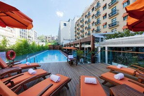 Seasonal outdoor pool