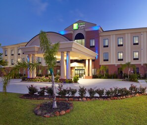Exterior - Holiday Inn Express & Suites Deer Park by IHG (Deer Park)