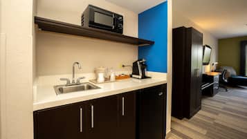 Fridge, microwave, coffee/tea maker