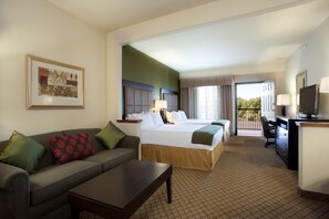 Premium bedding, in-room safe, desk, laptop workspace - Holiday Inn Express & Suites Silt-Rifle by IHG (Silt)
