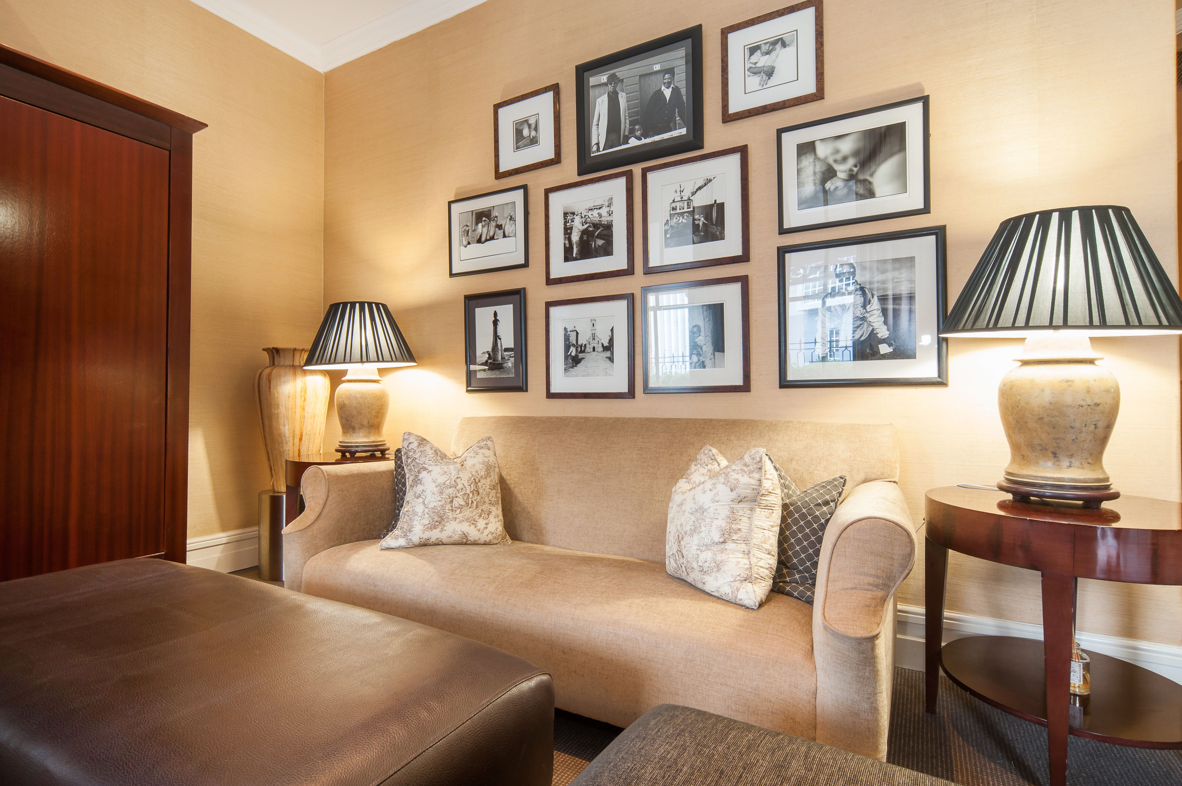 superior room, 1 queen bed | living area | lcd tv