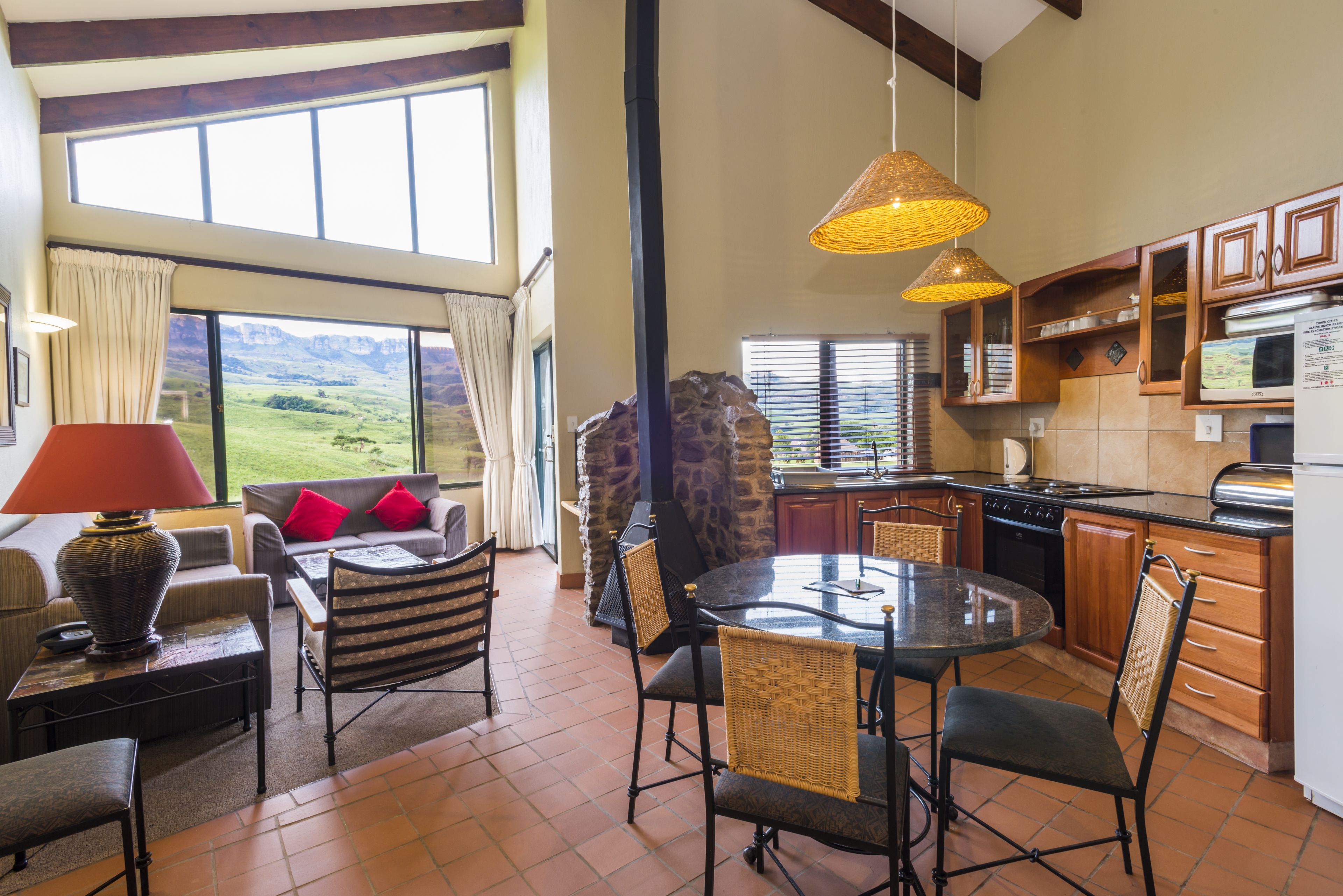 Deluxe Chalet | Private kitchen | Full-size fridge, microwave, oven, stovetop