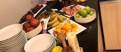 Sarapan prasmanan