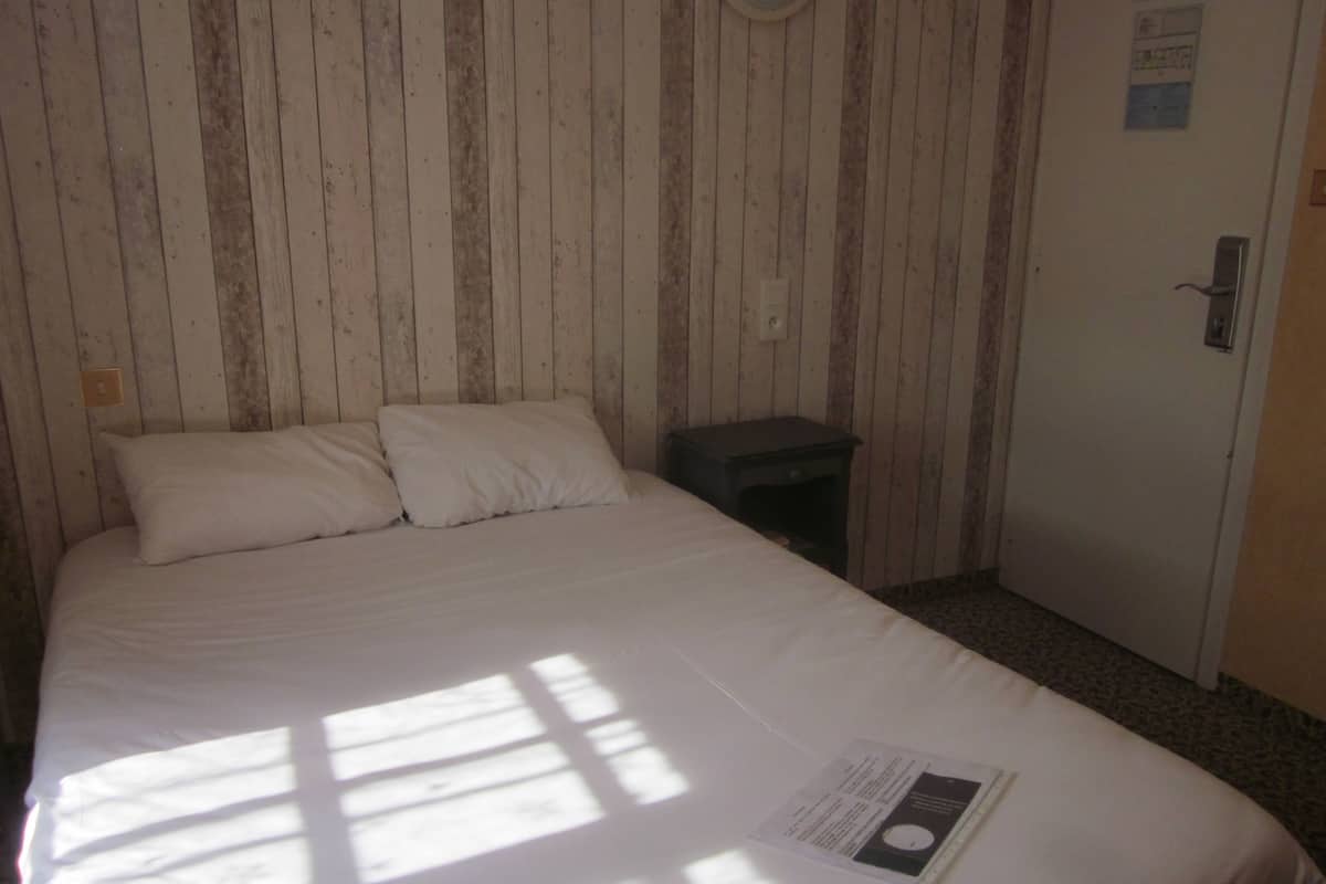 Habitación estándar doble | Ropa de cama