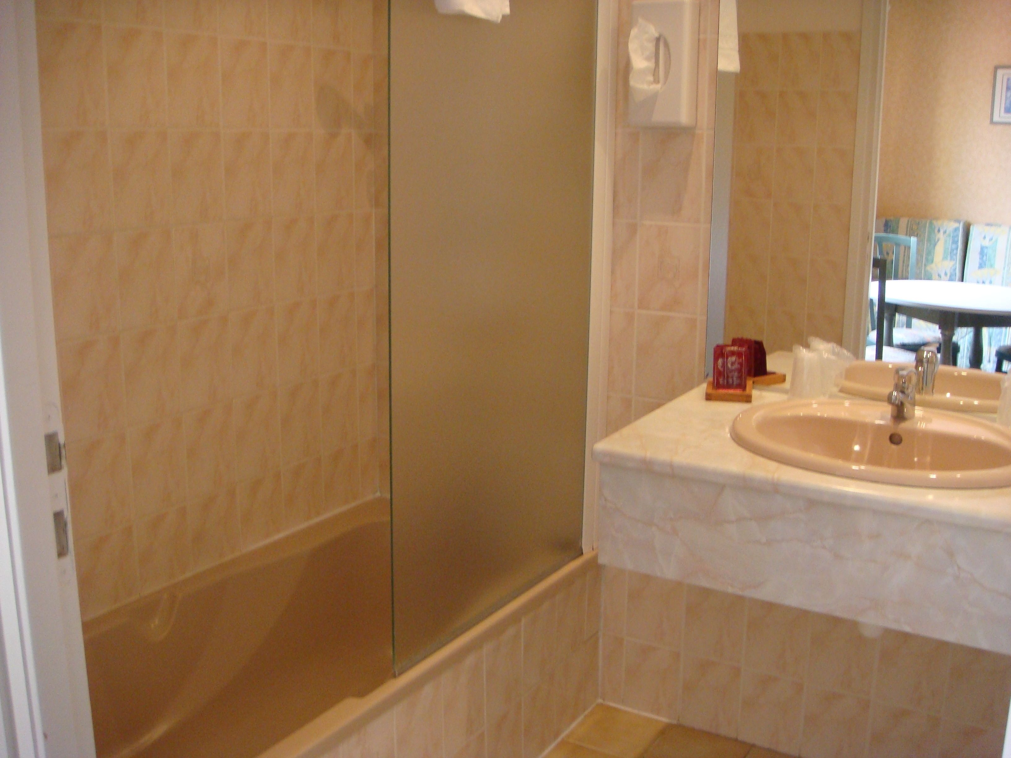 comfort room, refrigerator & microwave | bathroom | towels