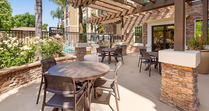 Comfort Inn & Suites near Ontario Airport