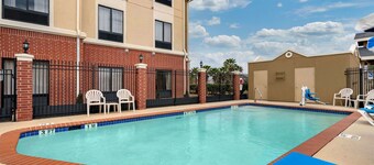 Comfort Inn & Suites Port Arthur-Port Neches