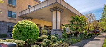 Comfort Suites Eugene University