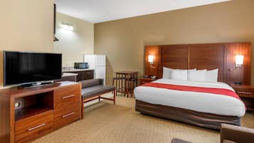 Suite, 1 kingsize-seng, ikke-røyk | Sengetøy av topp kvalitet, senger med overmadrass og skrivebord