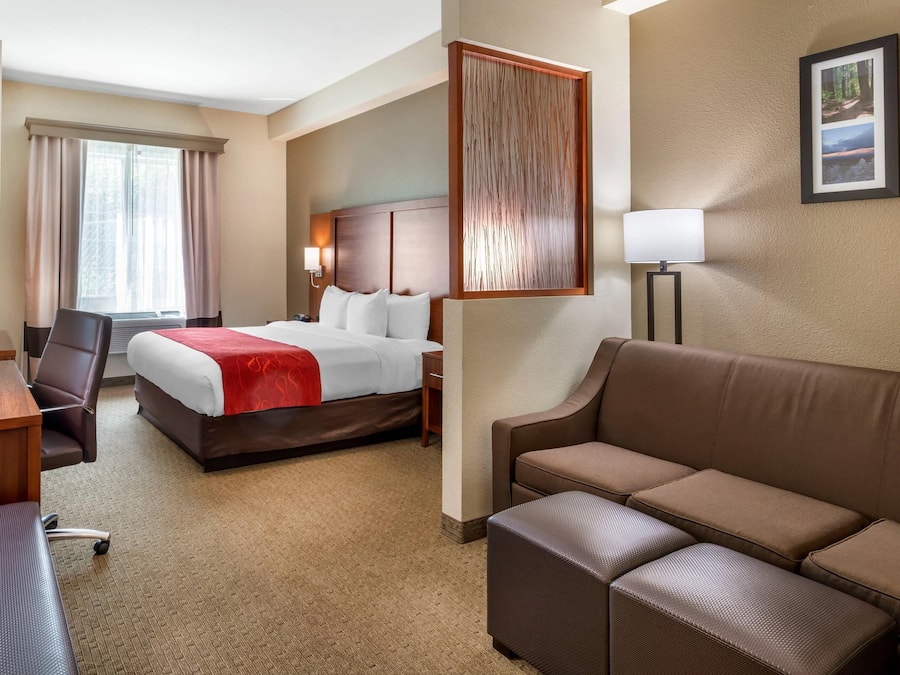 Roupas de cama premium, camas com colchões pillow-top, escrivaninha