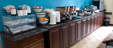 Free daily continental breakfast