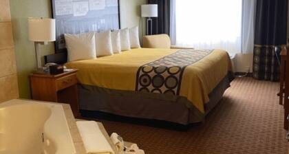 Super 8 by Wyndham Great Bend