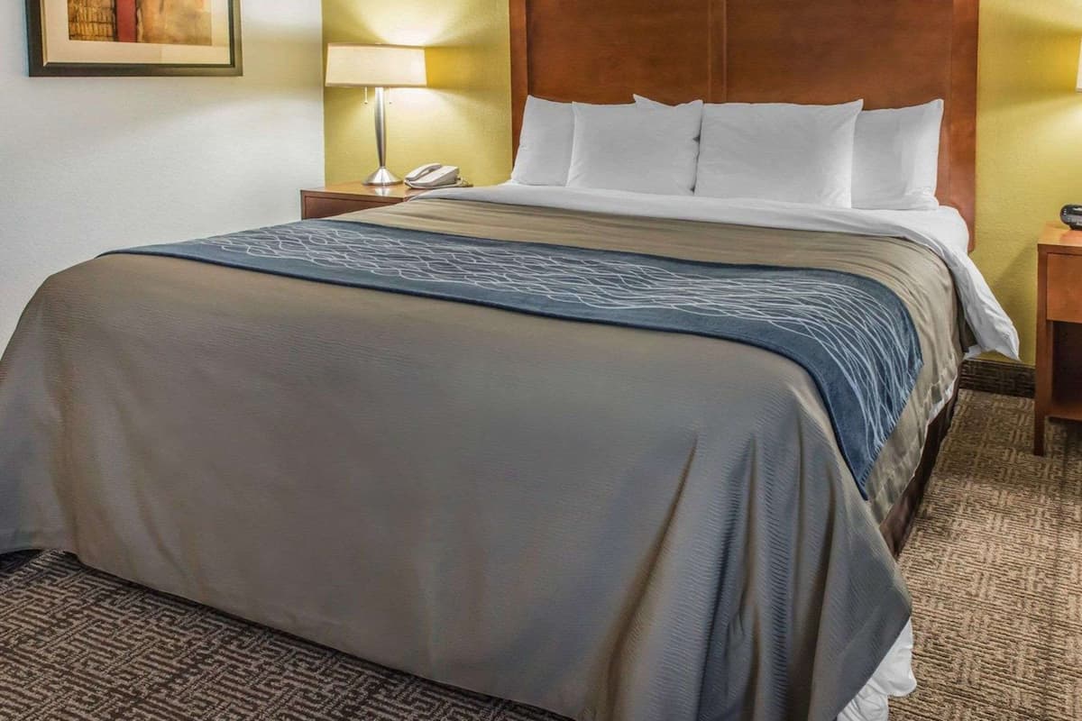 In-room safe, desk, iron/ironing board, free rollaway beds