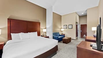 In-room safe, desk, iron/ironing board, free WiFi