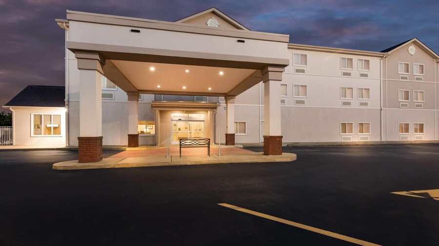Comfort Inn & Suites Tuscumbia - Muscle Shoals